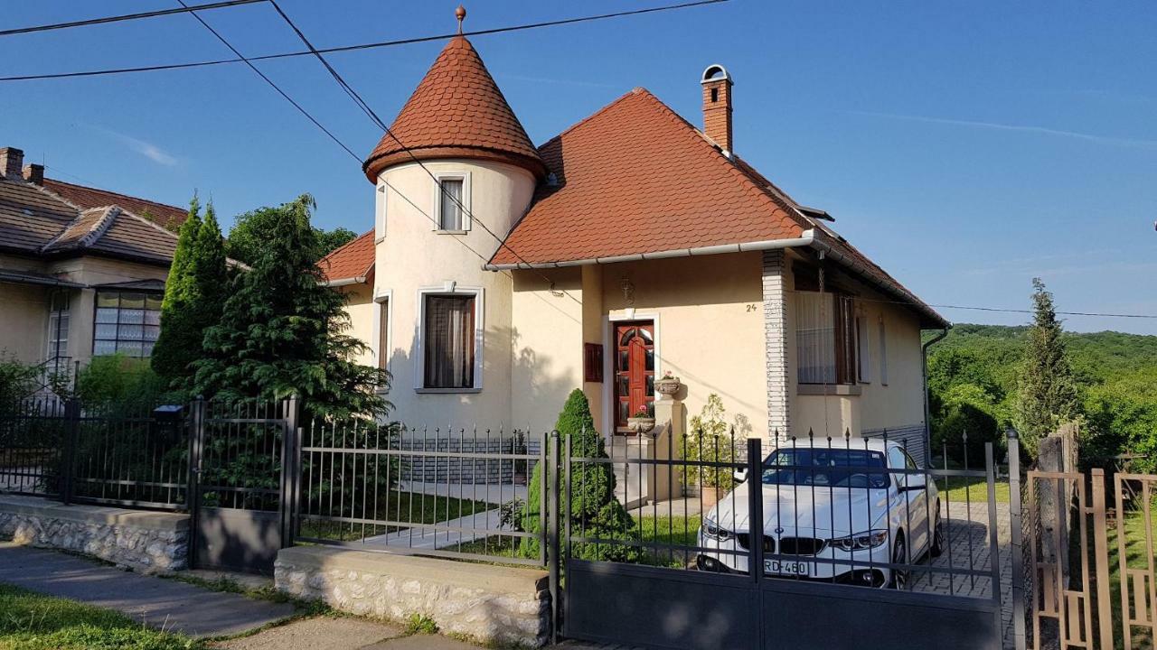 Villa Maria Apartman Miskolc Ngoại thất bức ảnh